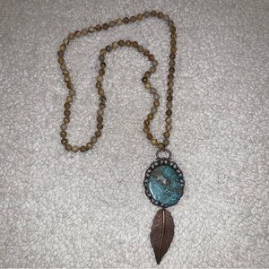 NWOT Boho Turquoise Geode Necklace